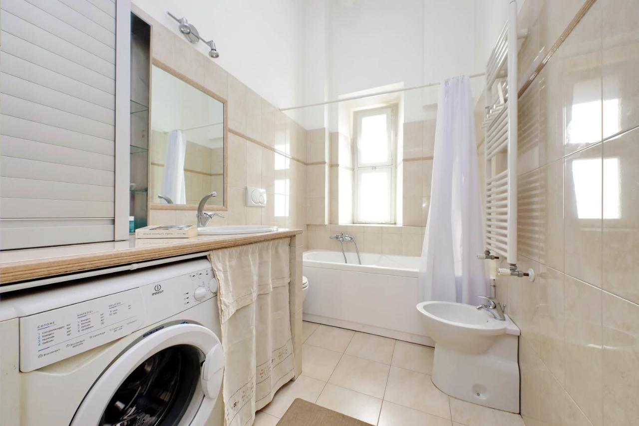 Fm Apartment Рим Екстериор снимка